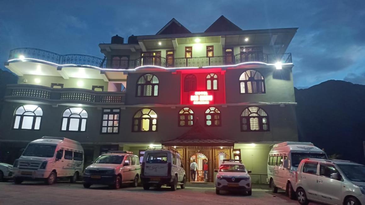 Hotel Debbhumi Regency Sāngla Exterior foto